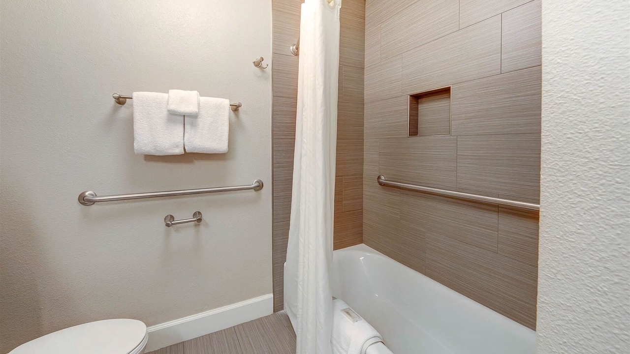 Photo of Bathroom in Kapaa