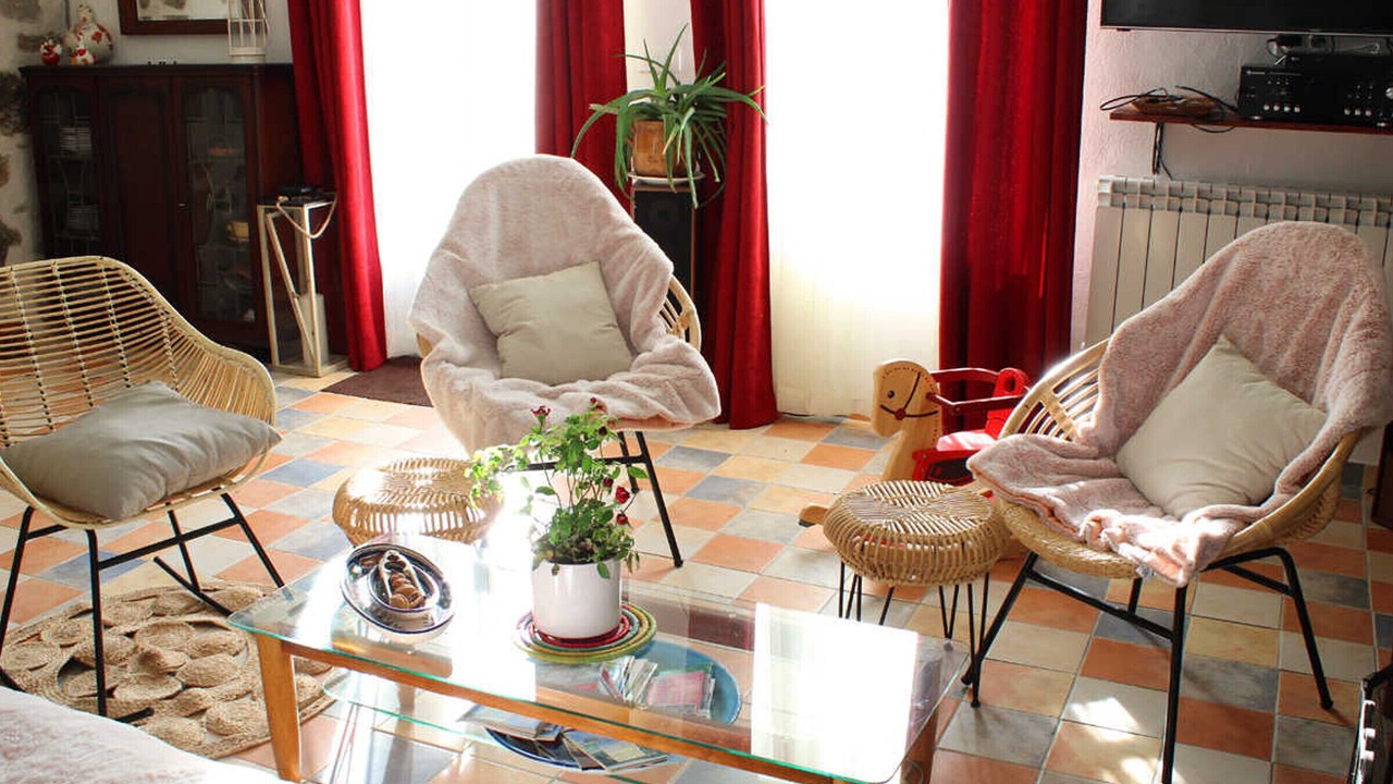 Photo of Livingroom in Louroux-de-Beaune