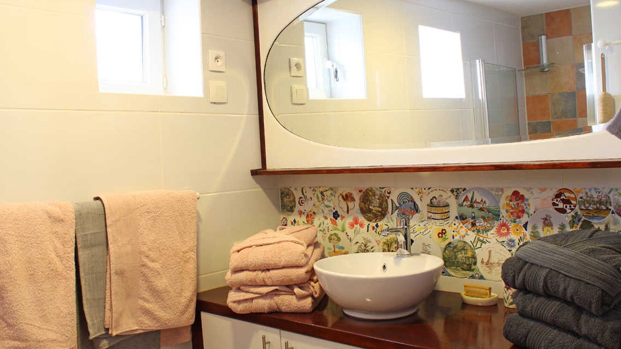 Photo of Bathroom in Louroux-de-Beaune