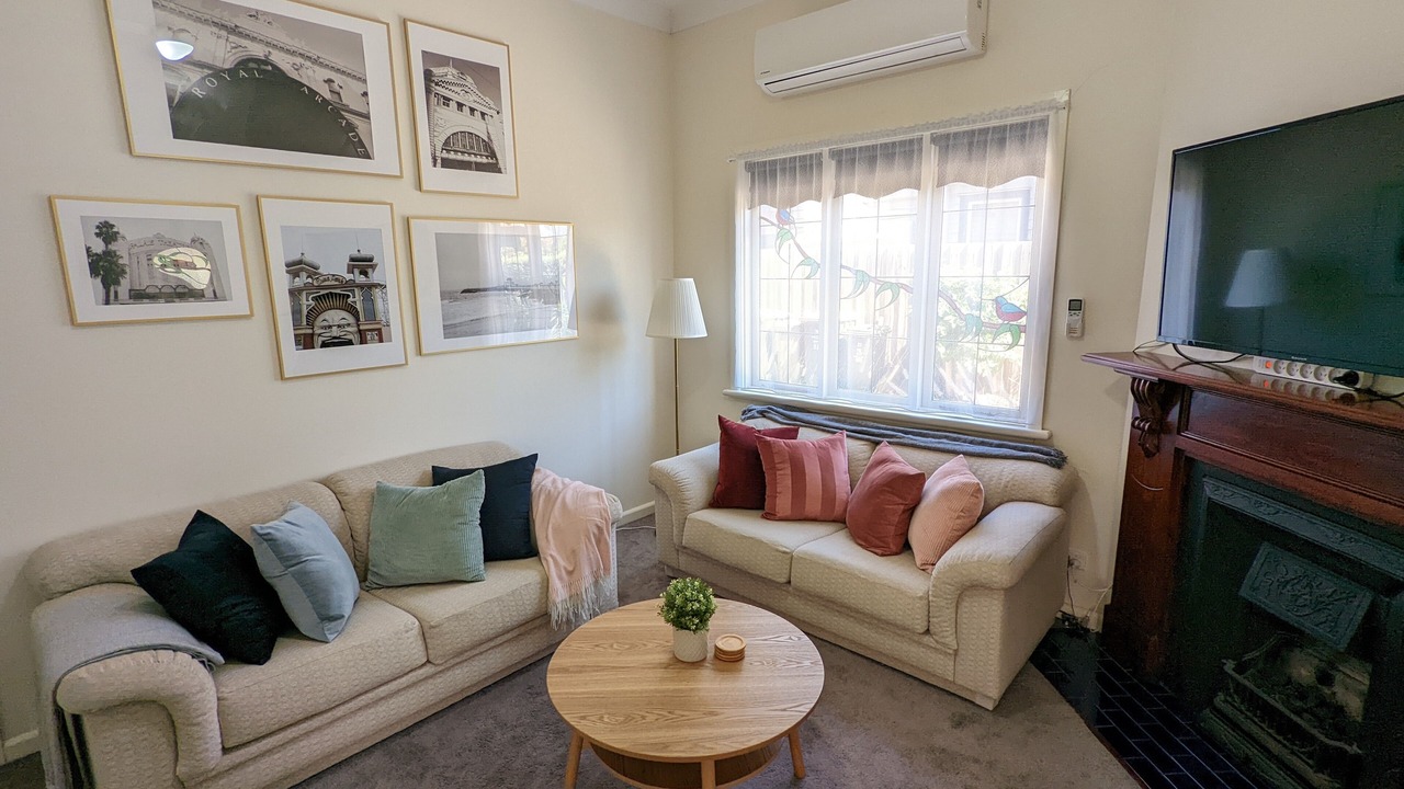 Photo of Livingroom in Newport