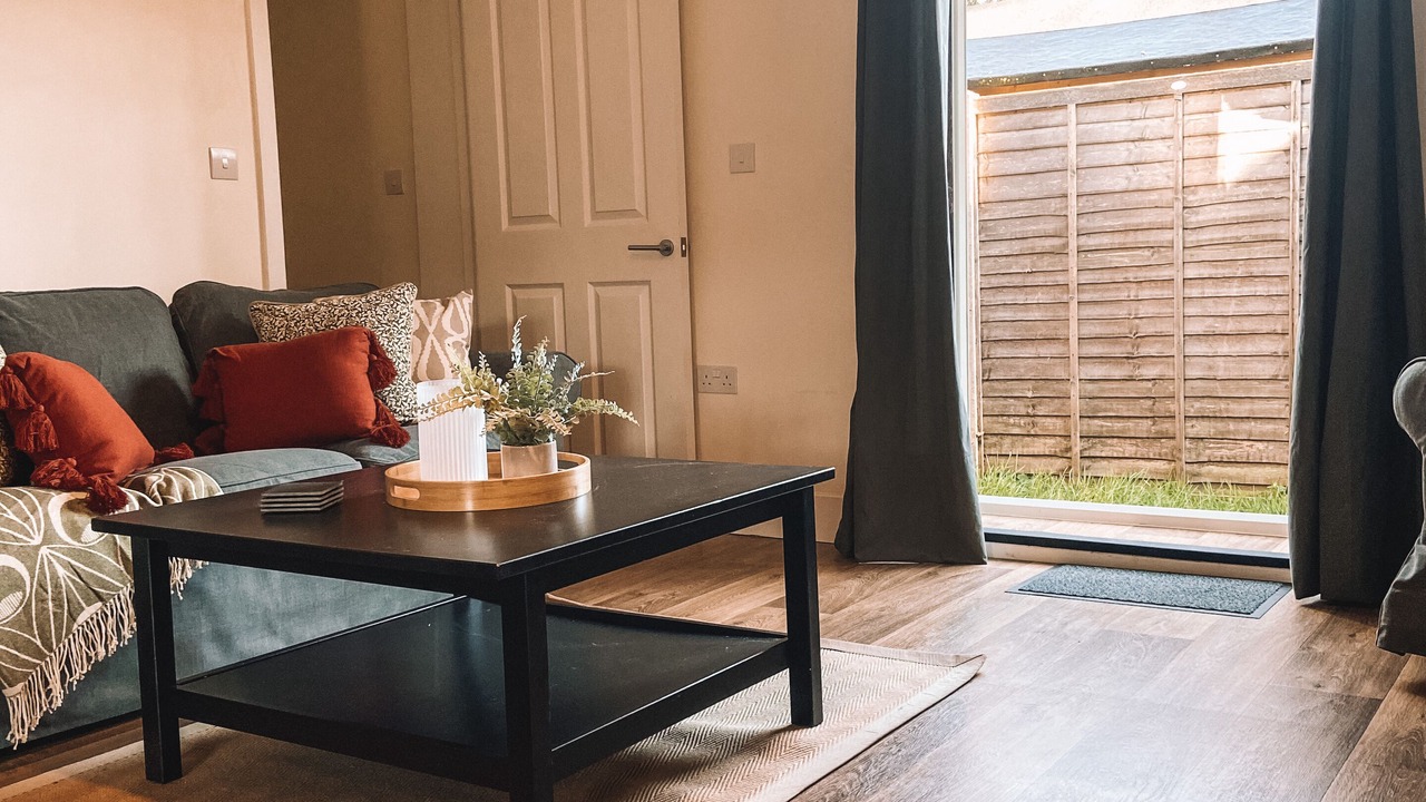 Photo of Livingroom in Godalming