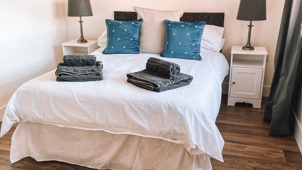 Photo of Bedroom in Godalming