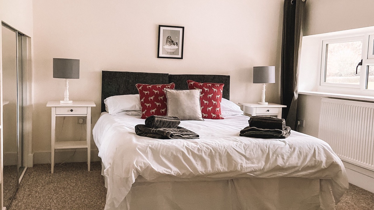 Photo of Bedroom in Godalming