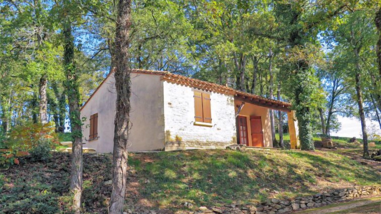 Photo of Others in Blanquefort-sur-Briolance