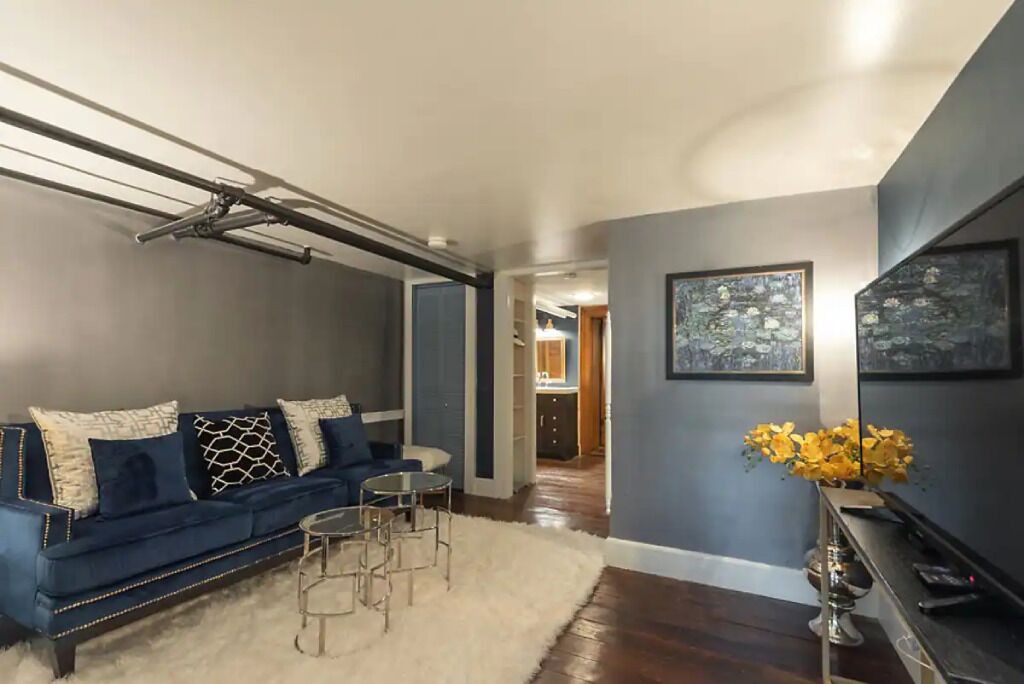 Photo of Bedroom in Orange