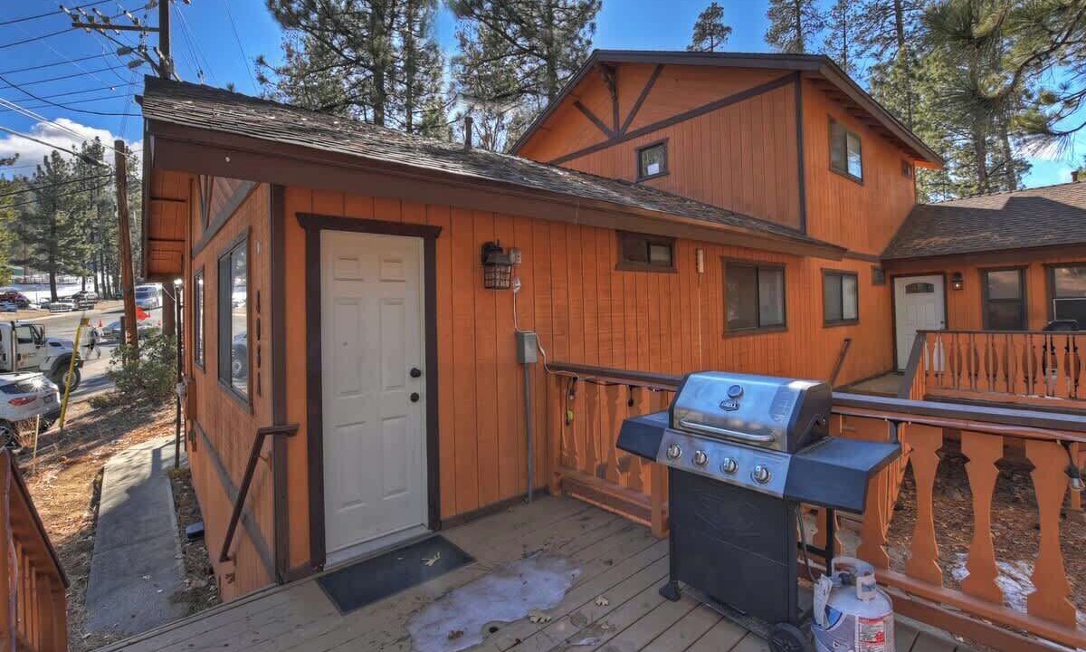 Photo of Outdoor in Summit Estates