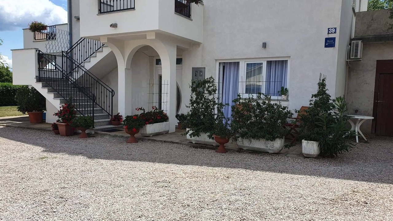 Photo of Outdoor in Salatic