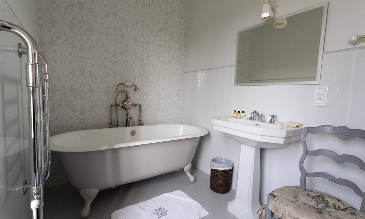 Photo of Bathroom in Les Chapelles-Bourbon