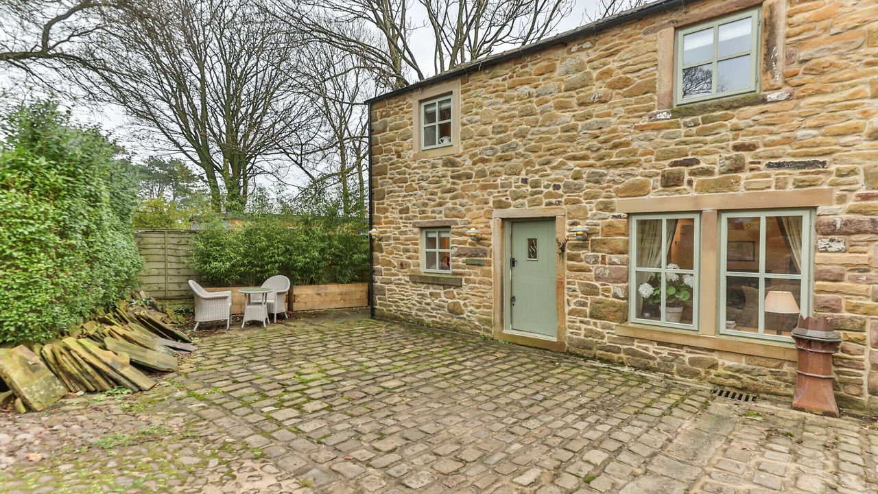 Photo of Patio Balcony in Blackburn