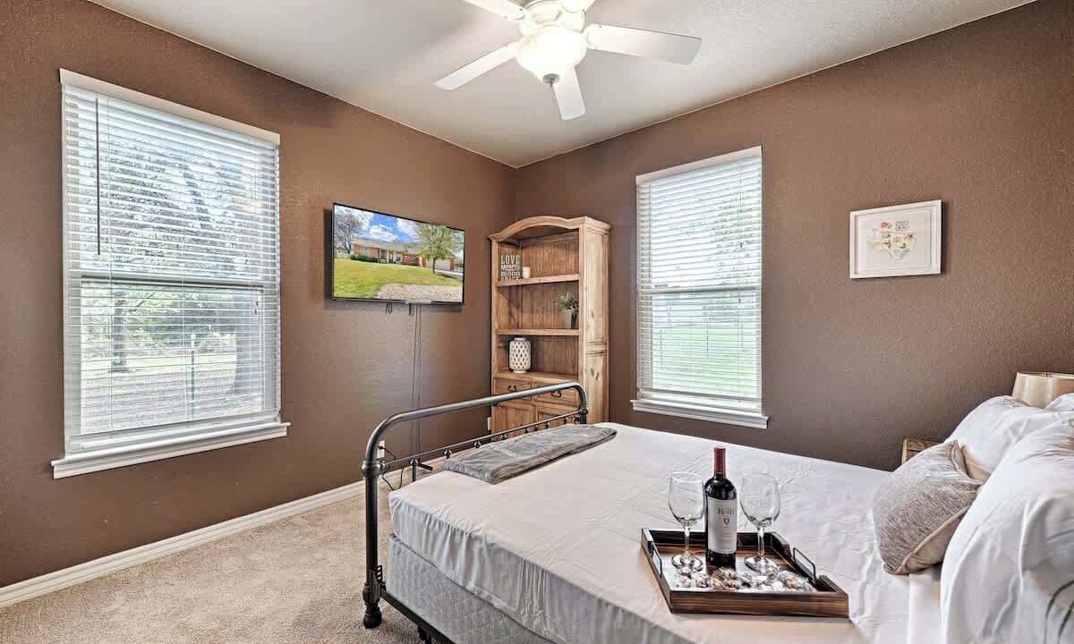 Photo of Bedroom in Azle