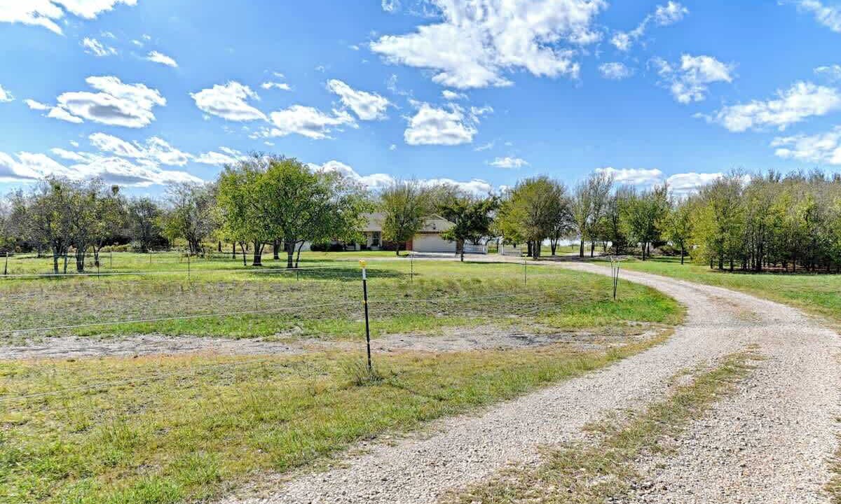 Photo of Others in Azle