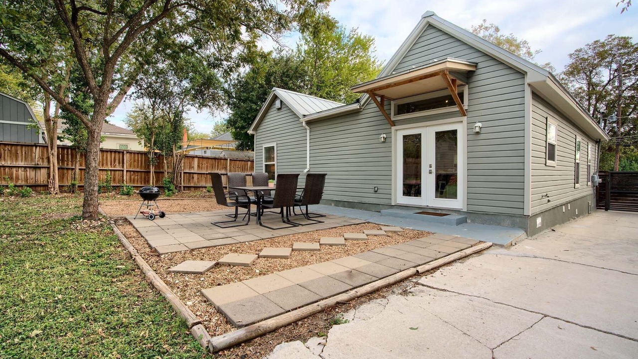 Photo of Outdoor in Near East Side