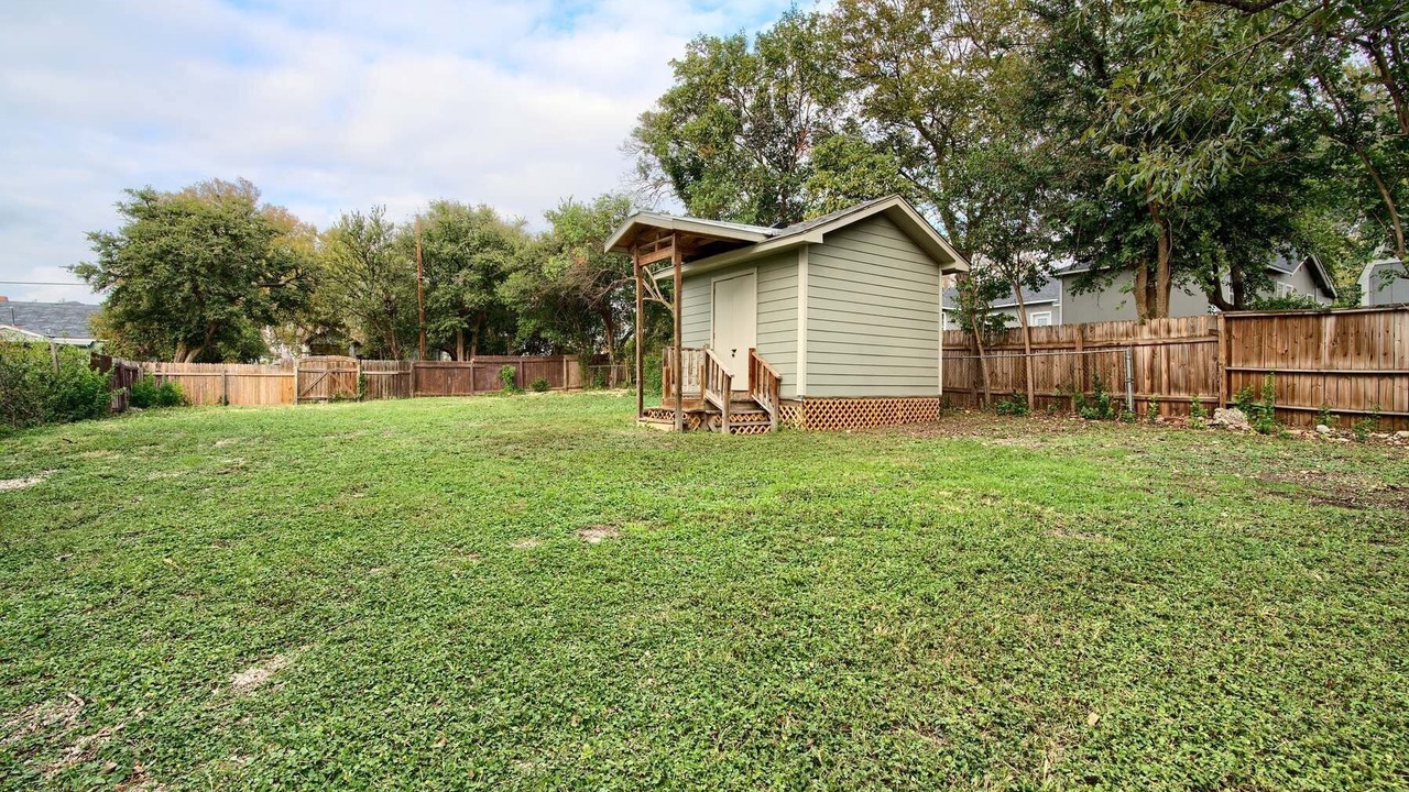 Photo of Outdoor in Near East Side