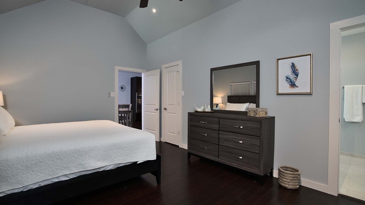 Photo of Bedroom in Near East Side