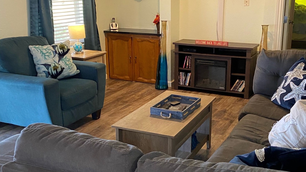 Photo of Livingroom in Larue