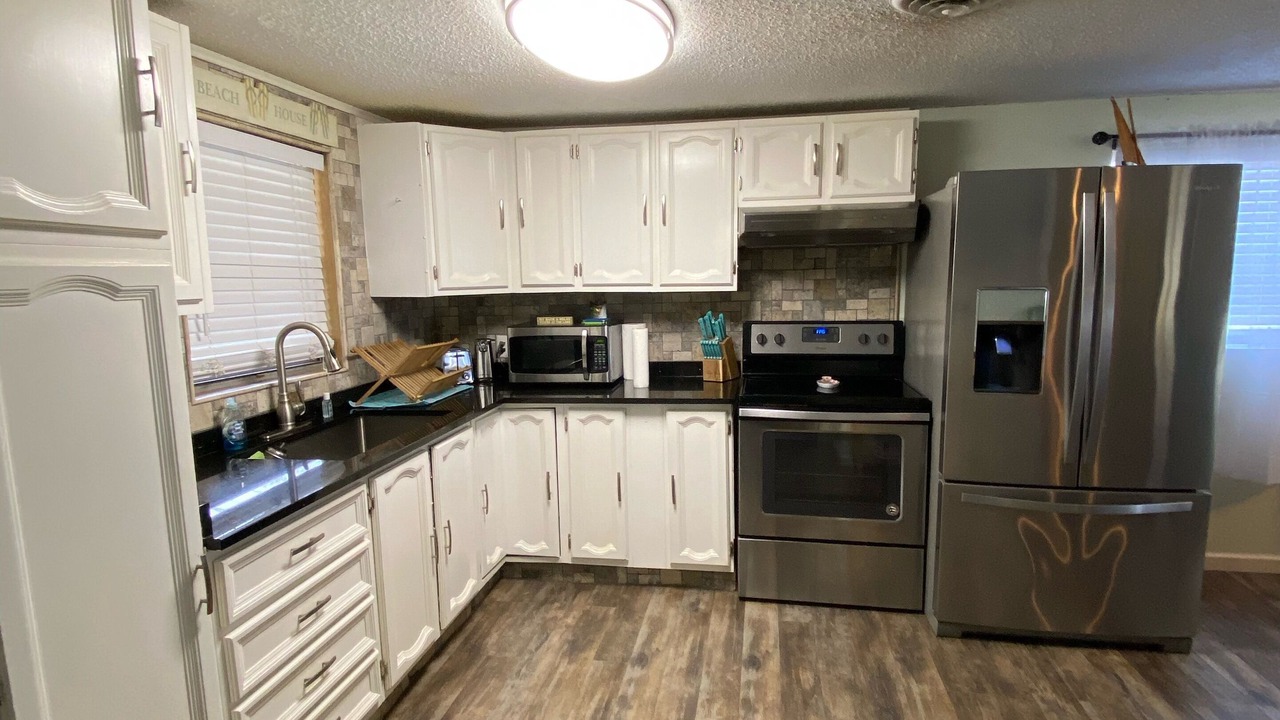 Photo of Kitchen in Larue