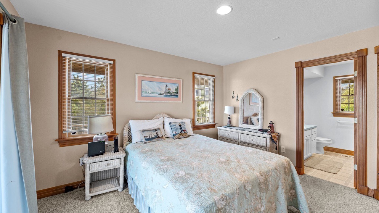 Photo of Bedroom in Pine Island