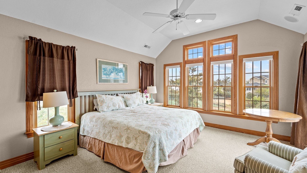 Photo of Bedroom in Pine Island