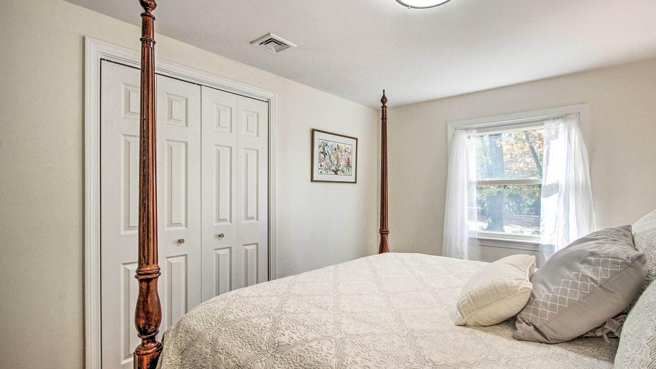 Photo of Bedroom in Wayne