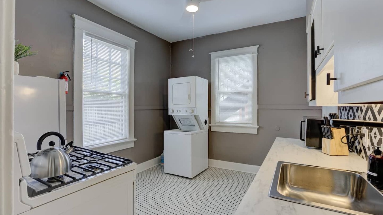 Photo of Kitchen in Midtown