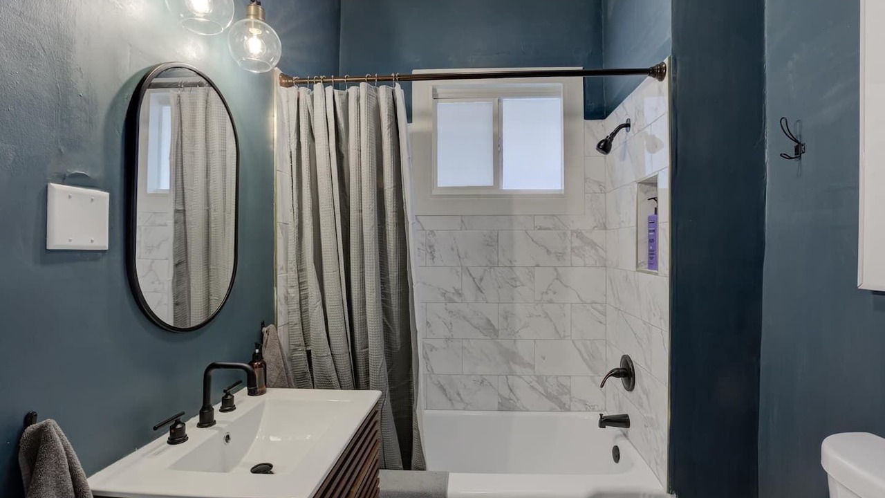 Photo of Bathroom in Midtown
