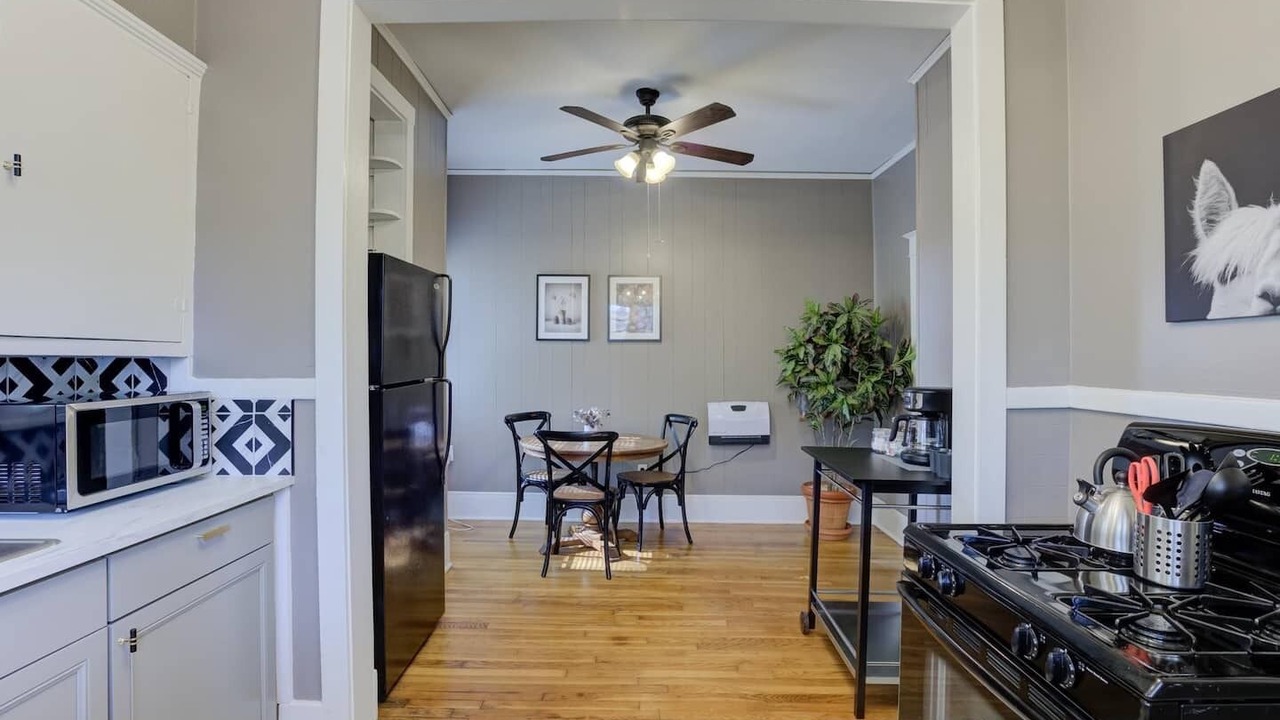 Photo of Kitchen in Midtown