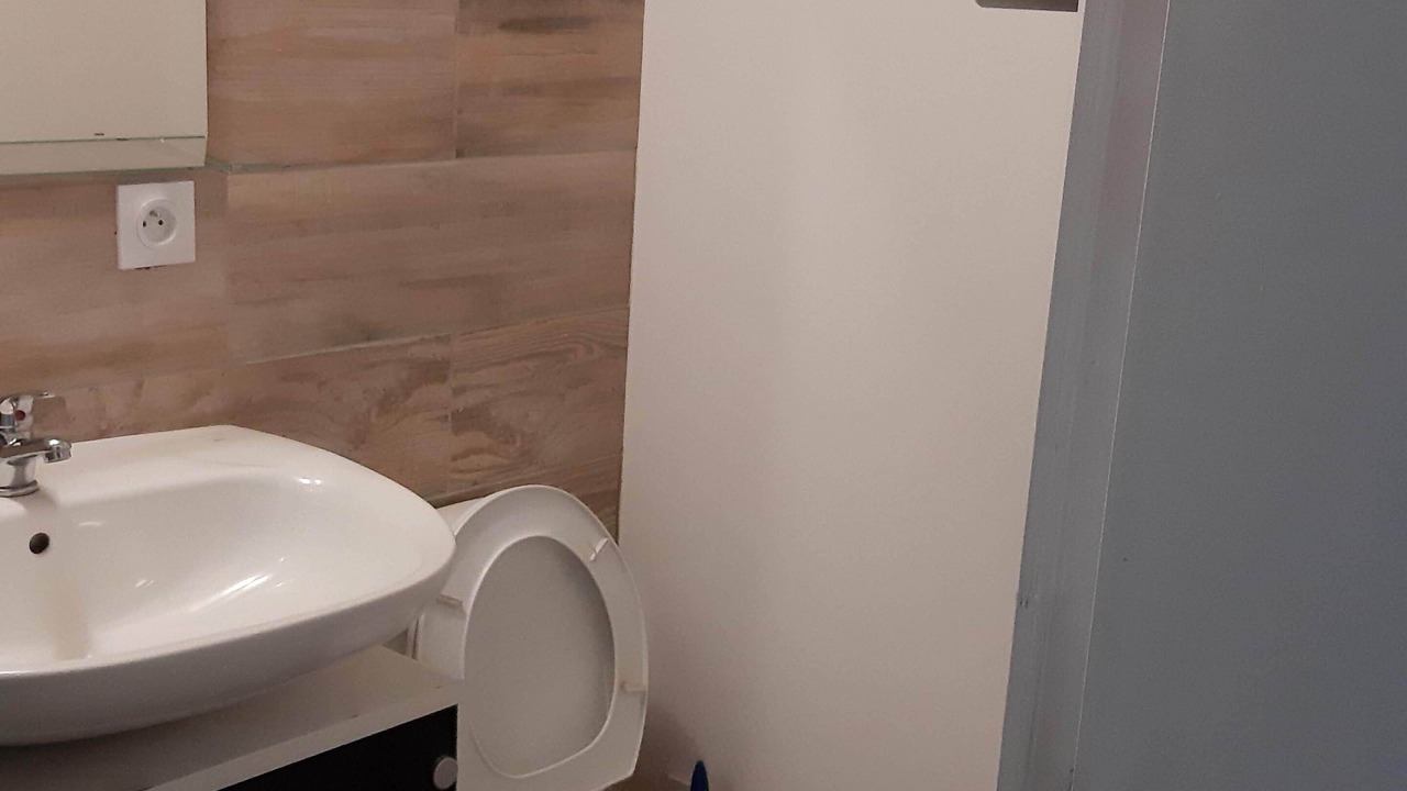 Photo of Bathroom in Saint-Broladre