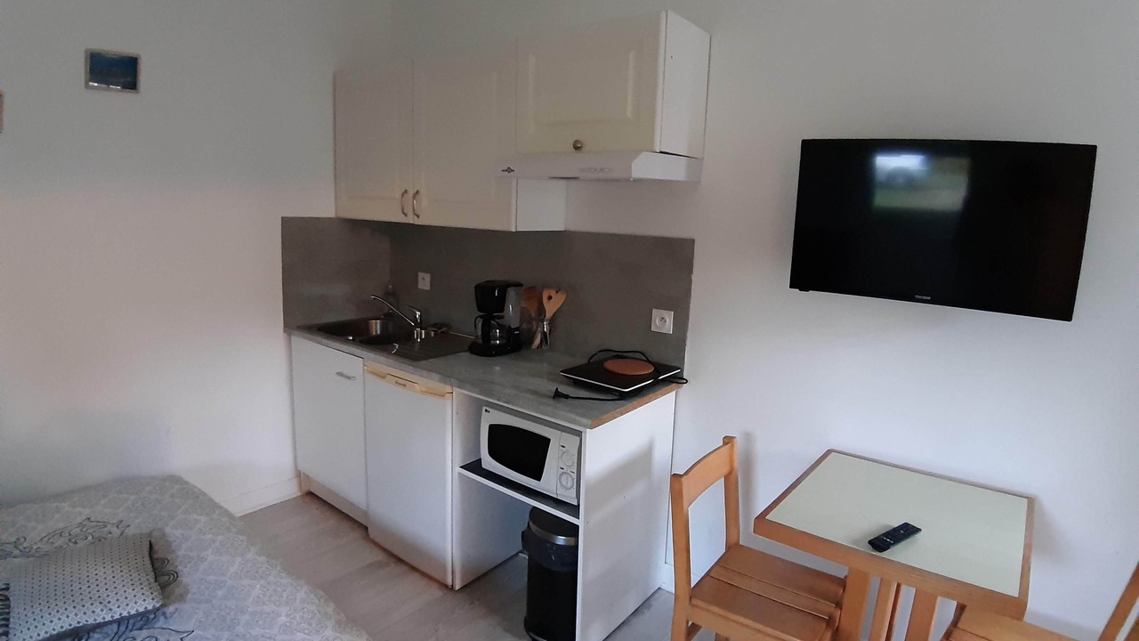 Photo of Bedroom in Saint-Broladre