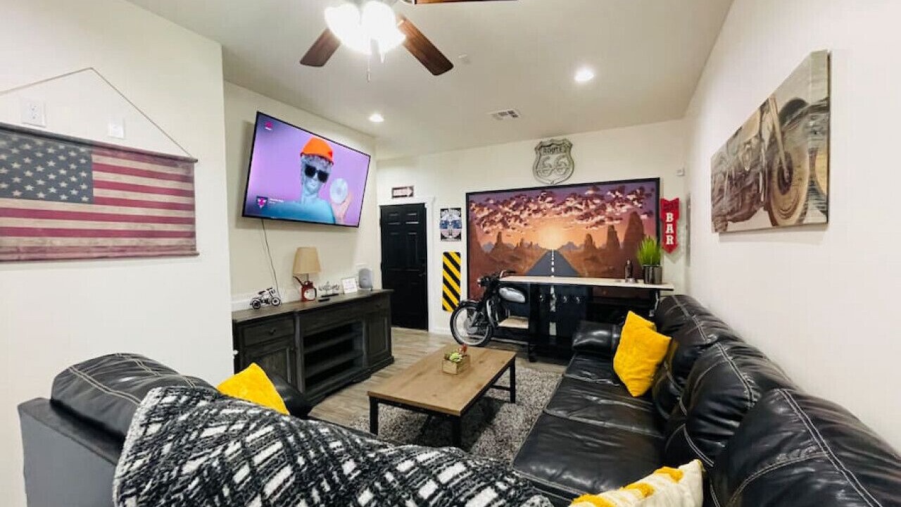 Photo of Livingroom in Eufaula
