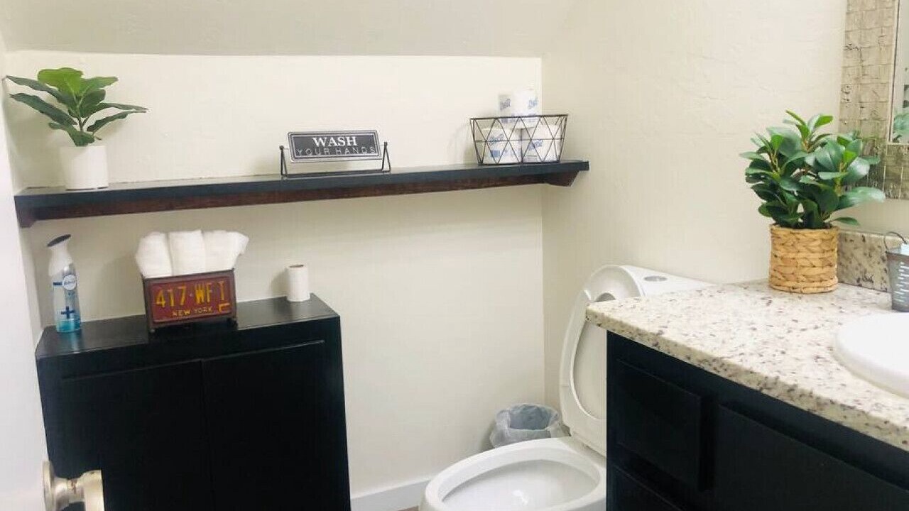 Photo of Bathroom in Eufaula