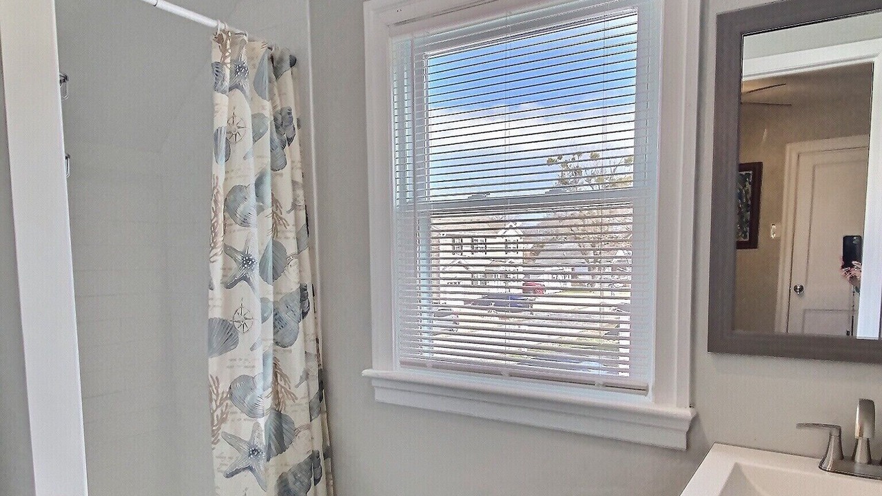 Photo of Bathroom in North Camellia Acres