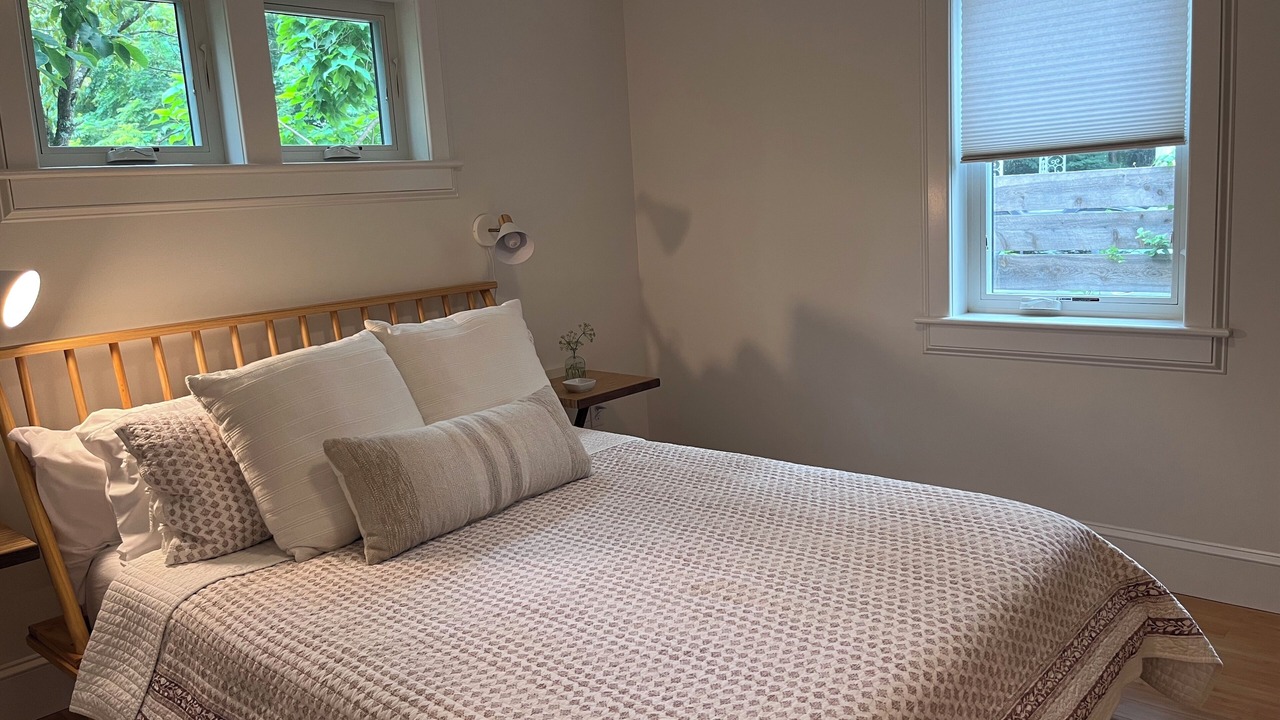 Photo of Bedroom in Mount Marion