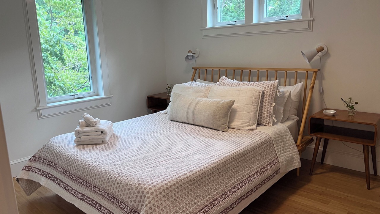 Photo of Bedroom in Mount Marion