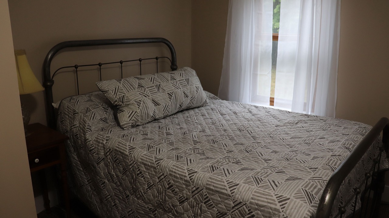 Photo of Bedroom in Lucinda