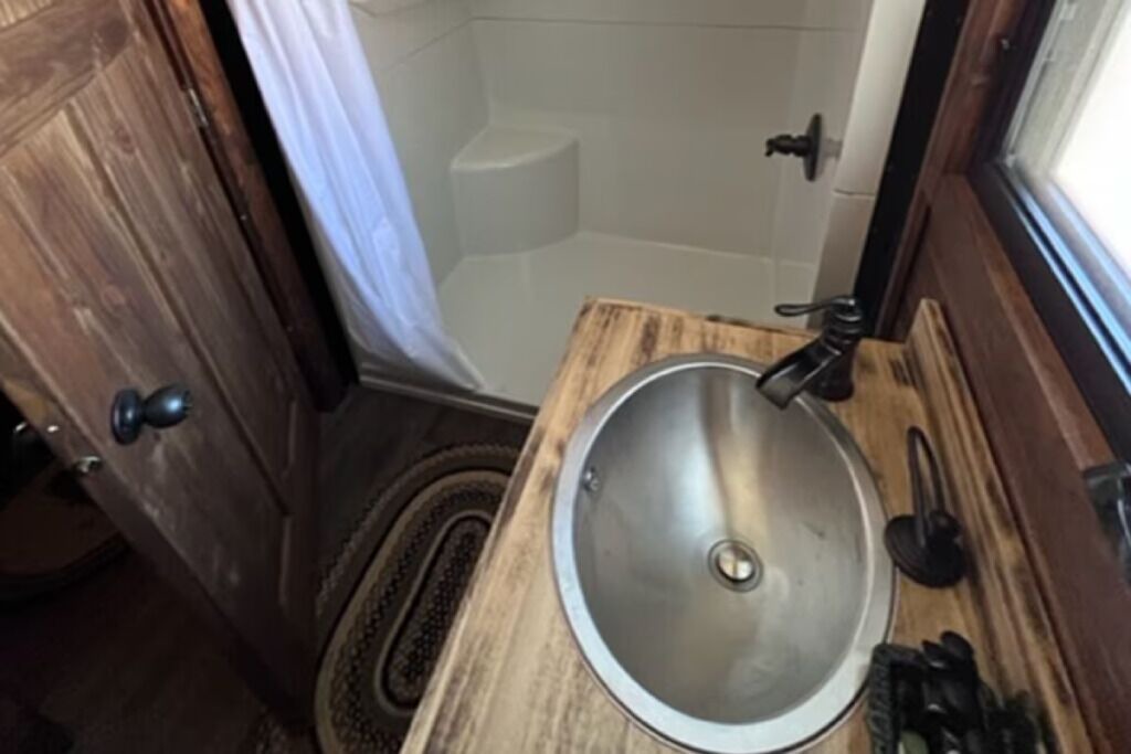 Photo of Others in Putnam Hall