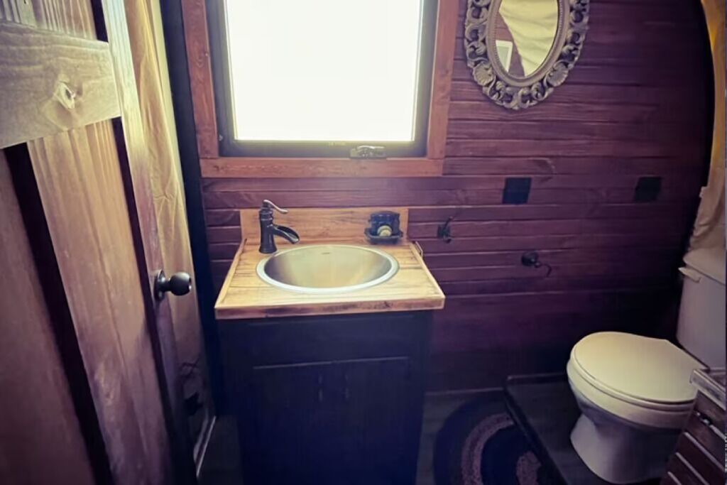 Photo of Others in Putnam Hall