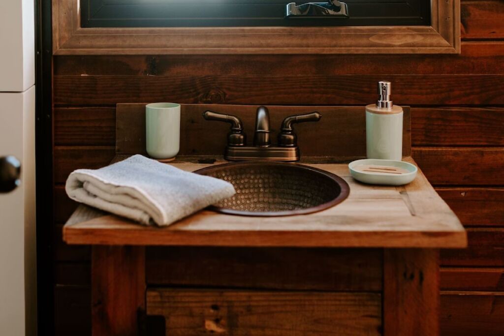 Photo of Others in Putnam Hall