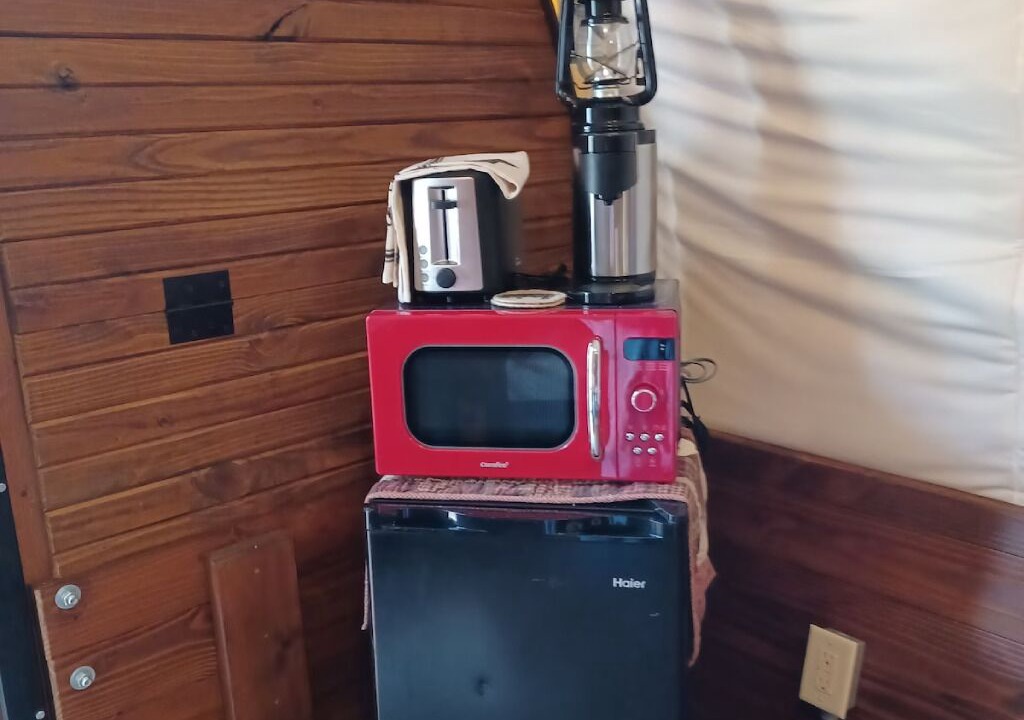 Photo of Others in Putnam Hall