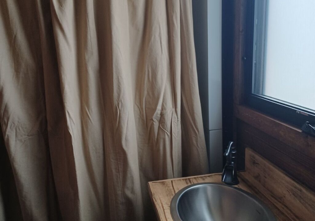 Photo of Others in Putnam Hall