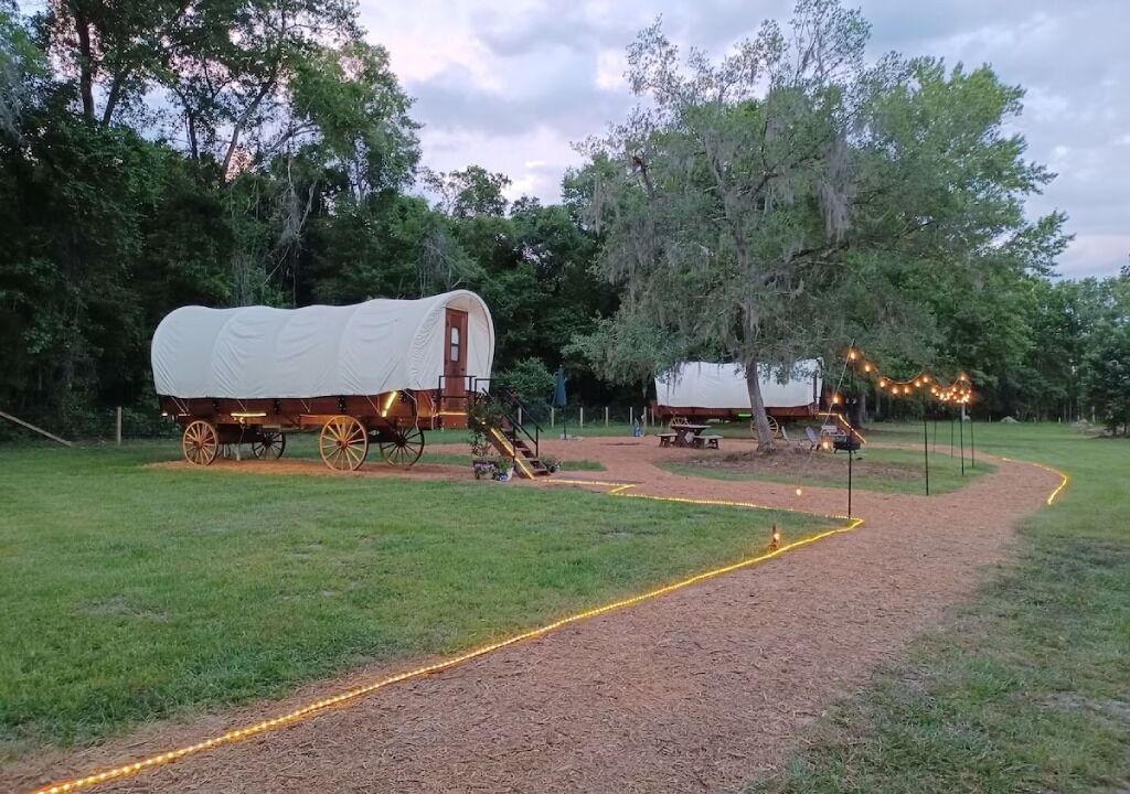 Photo of Others in Putnam Hall