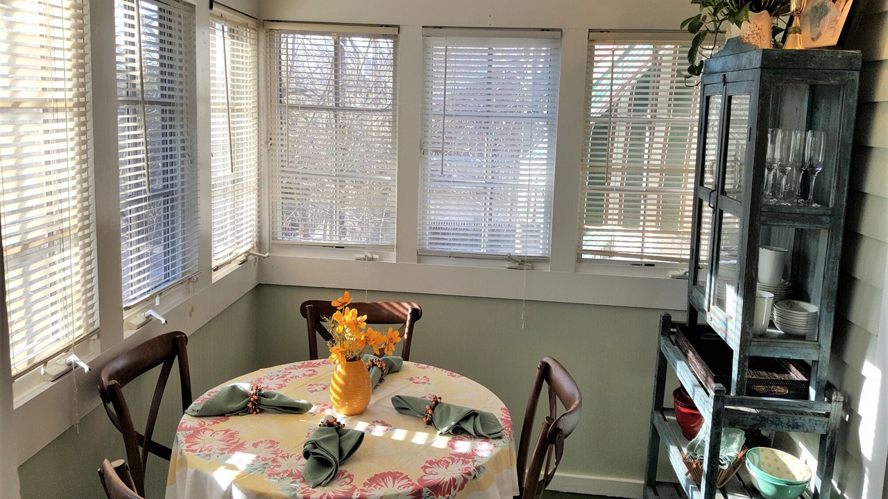 Photo of Bedroom in East of Broadway