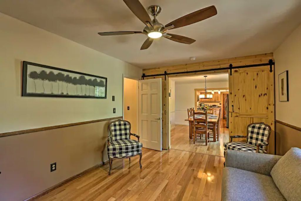 Photo of Livingroom in Conifer Mountain and Meadows