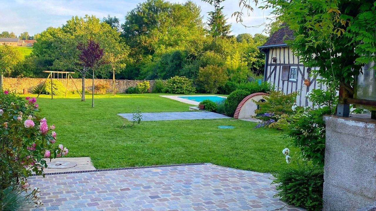 Photo of Outdoor in Chapelle-Guillaume