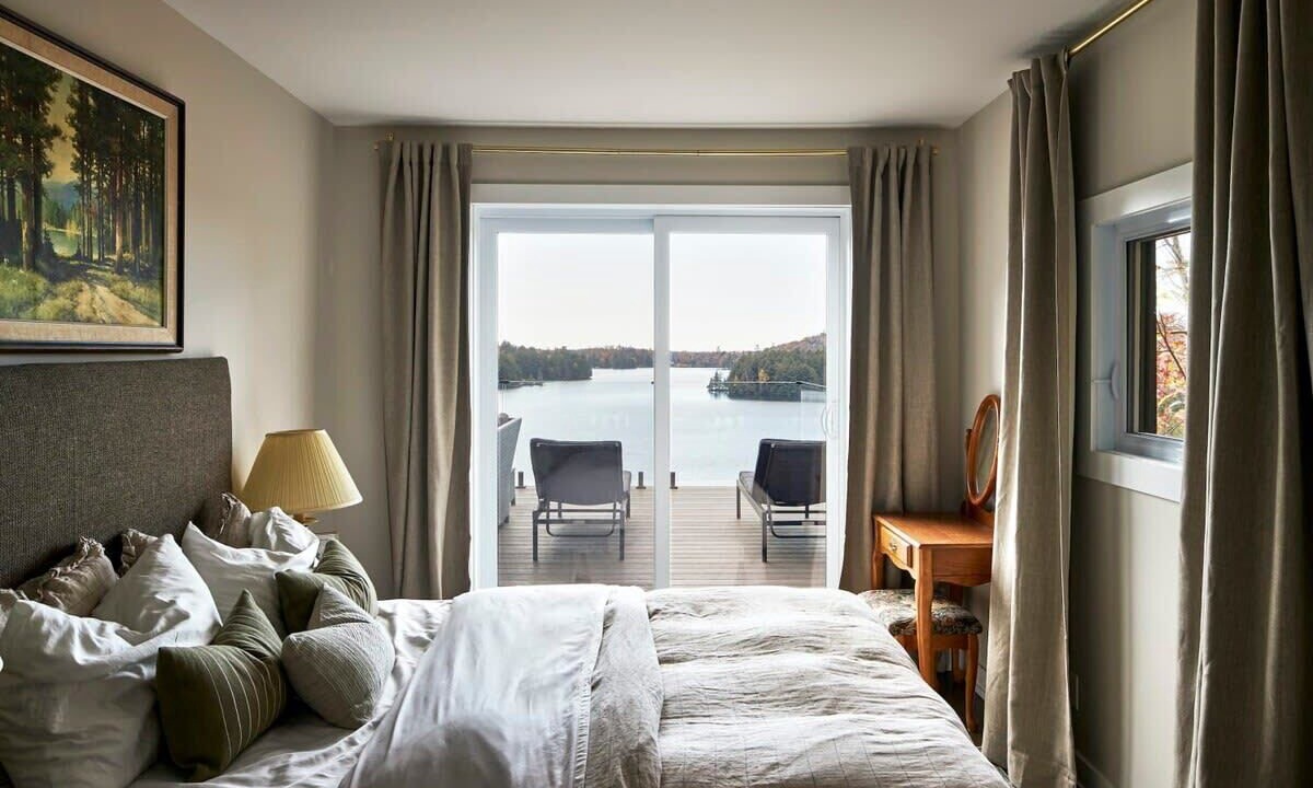 Photo of Bedroom in Val-des-Monts