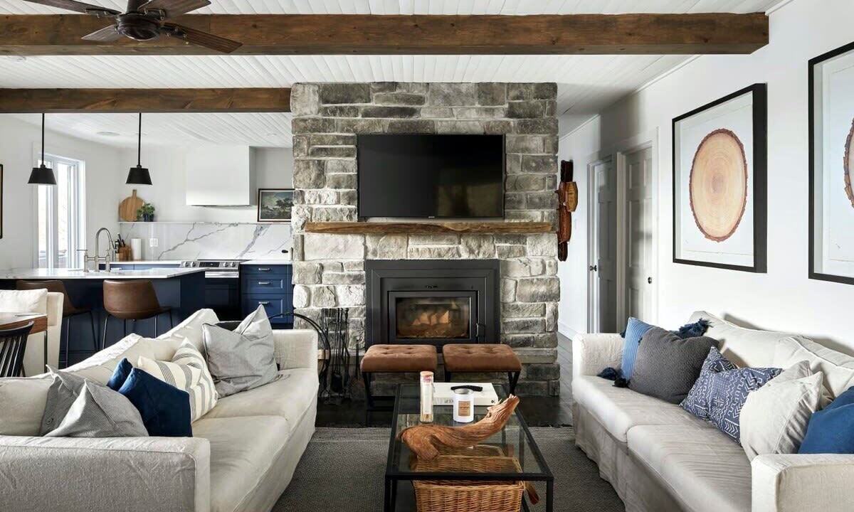 Photo of Livingroom in Val-des-Monts