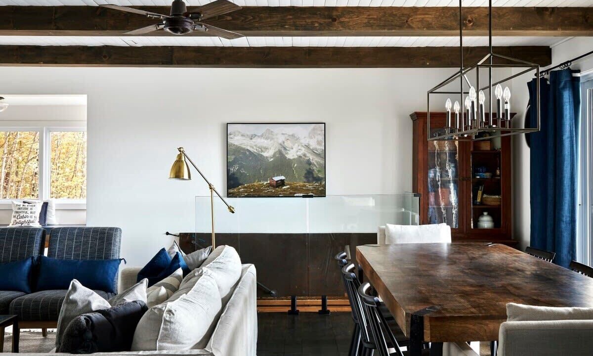 Photo of Livingroom in Val-des-Monts