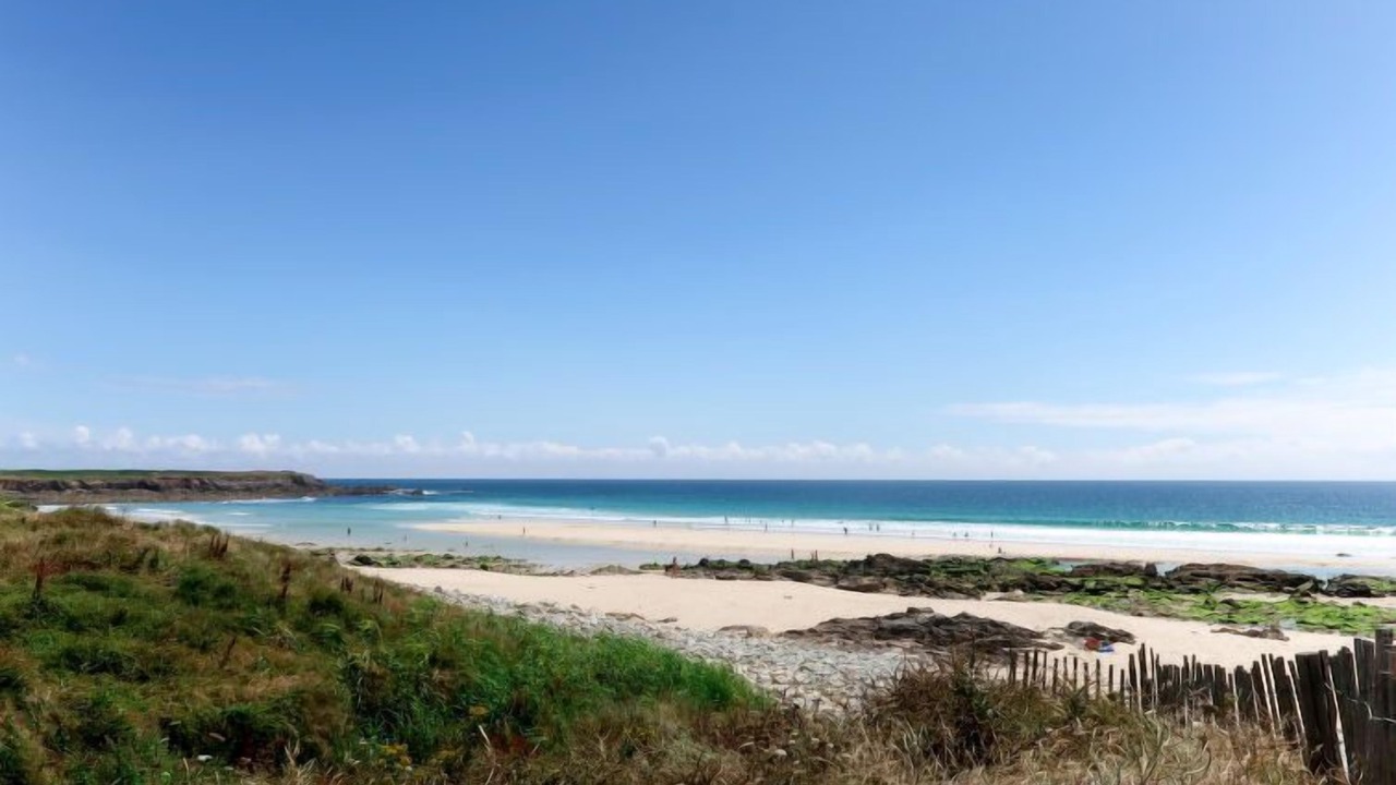 Photo of Others in Esquibien