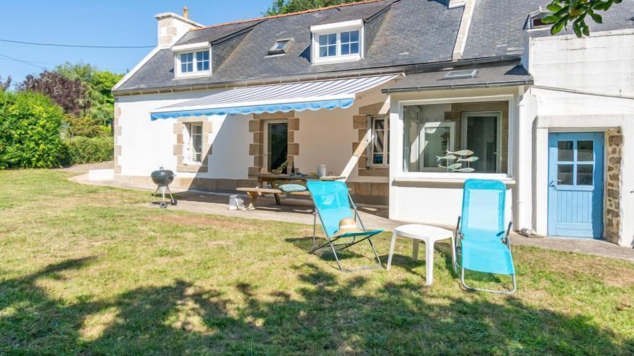 Photo of Others in Esquibien