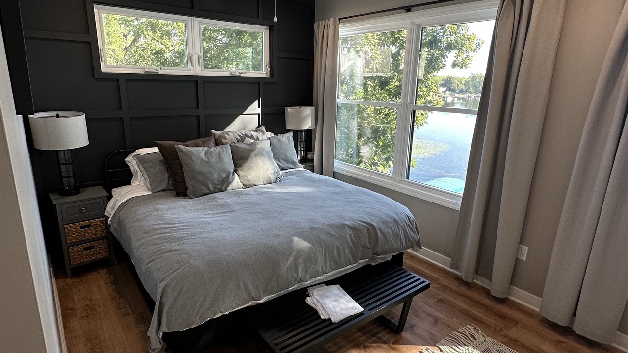 Photo of Bedroom in Paddock Lake