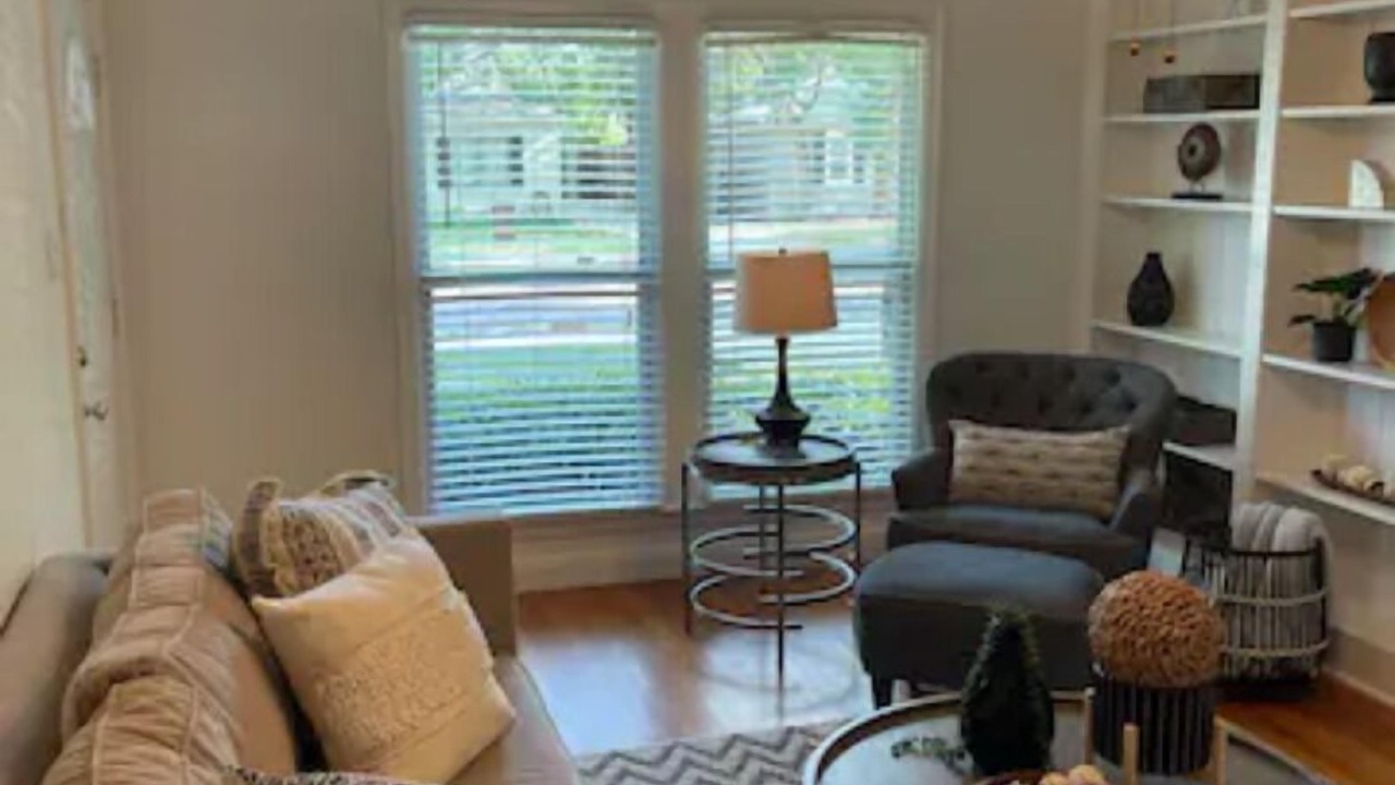 Photo of Livingroom in Tech Terrace